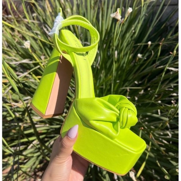 Platform Block Heels - Picture 3 of 4